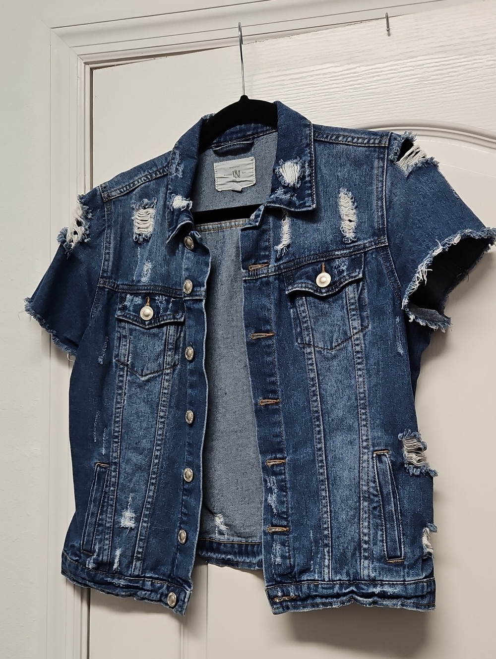 Distressed Short Sleeve Denim Jacket - Blue
